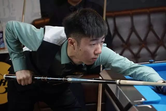 荷兰公开赛曼纳瑟罗与科尔霍宁领先 李昊桐73杆