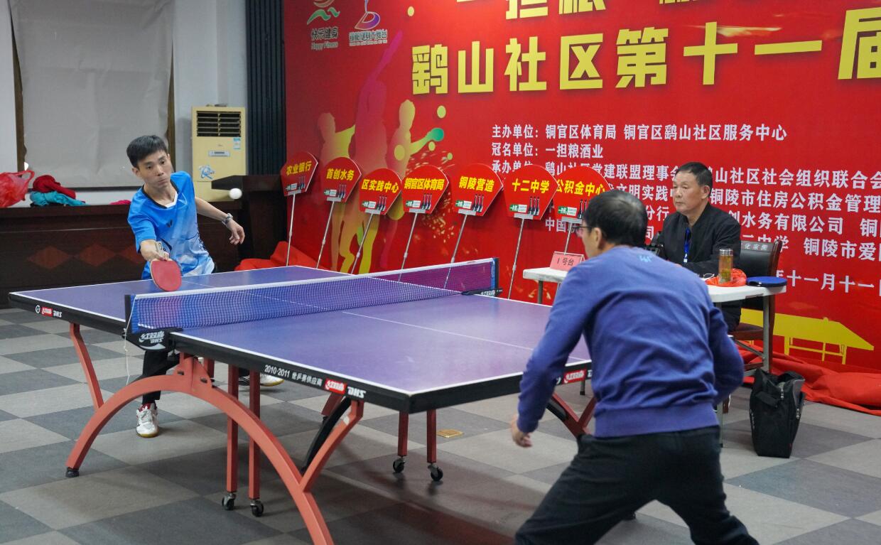 六台:马竞认为格子有些心不在焉,并认为球员分心于考虑未来.