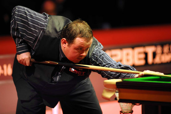 时尚感拉满!马龙参加prada晚宴 与王安宇热聊 颜值气质俱佳.